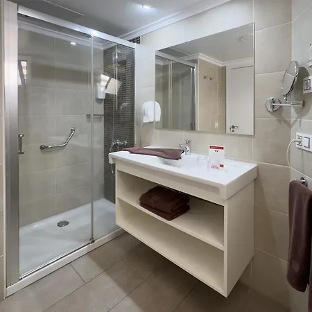 Aparthotel Holiday Club Vista Amadores 4*
