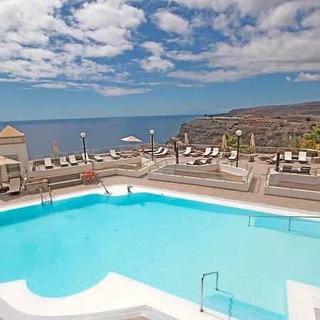 Club Vista 4* أمادوريس